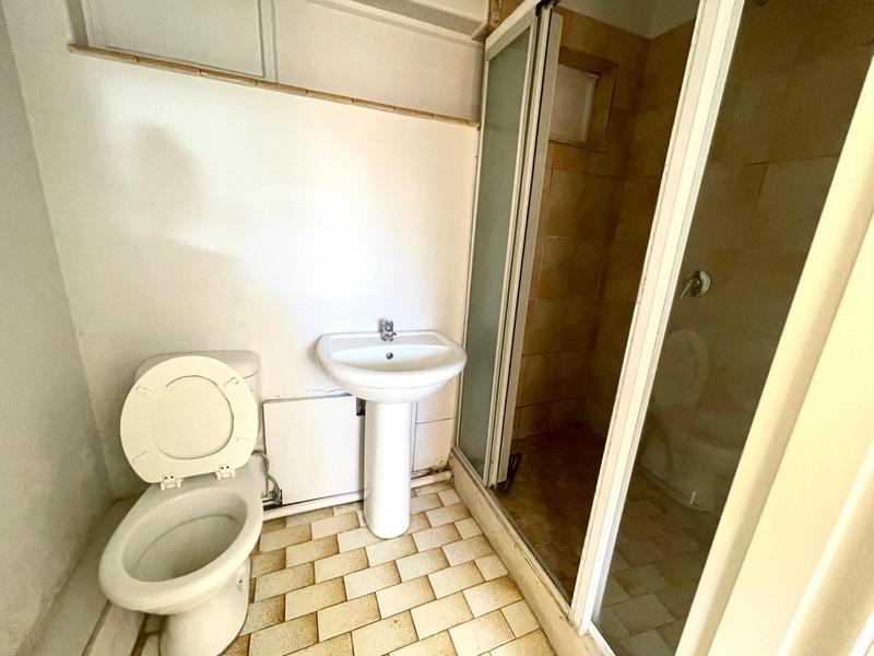 To Let 10 Bedroom Property for Rent in Bult West North West